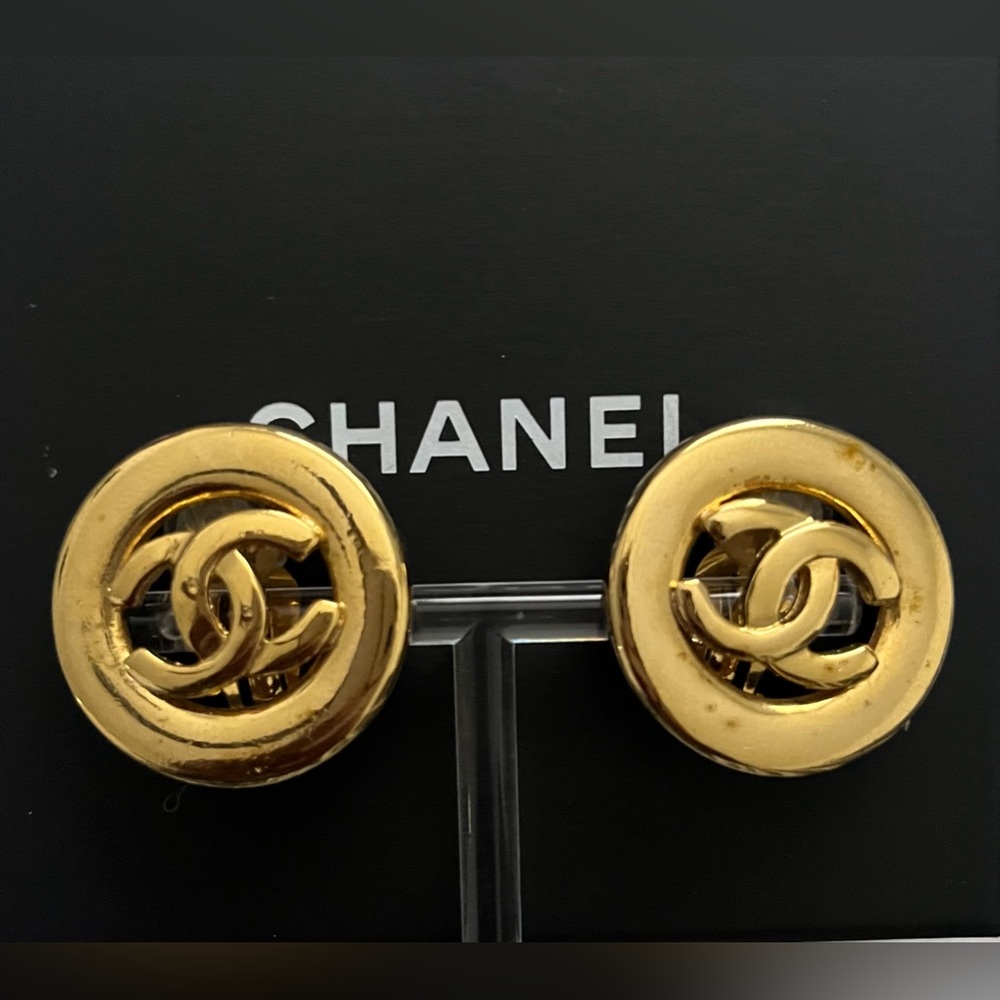 Vintage Large Chanel Logo Earrings - Picture 7 of 7
